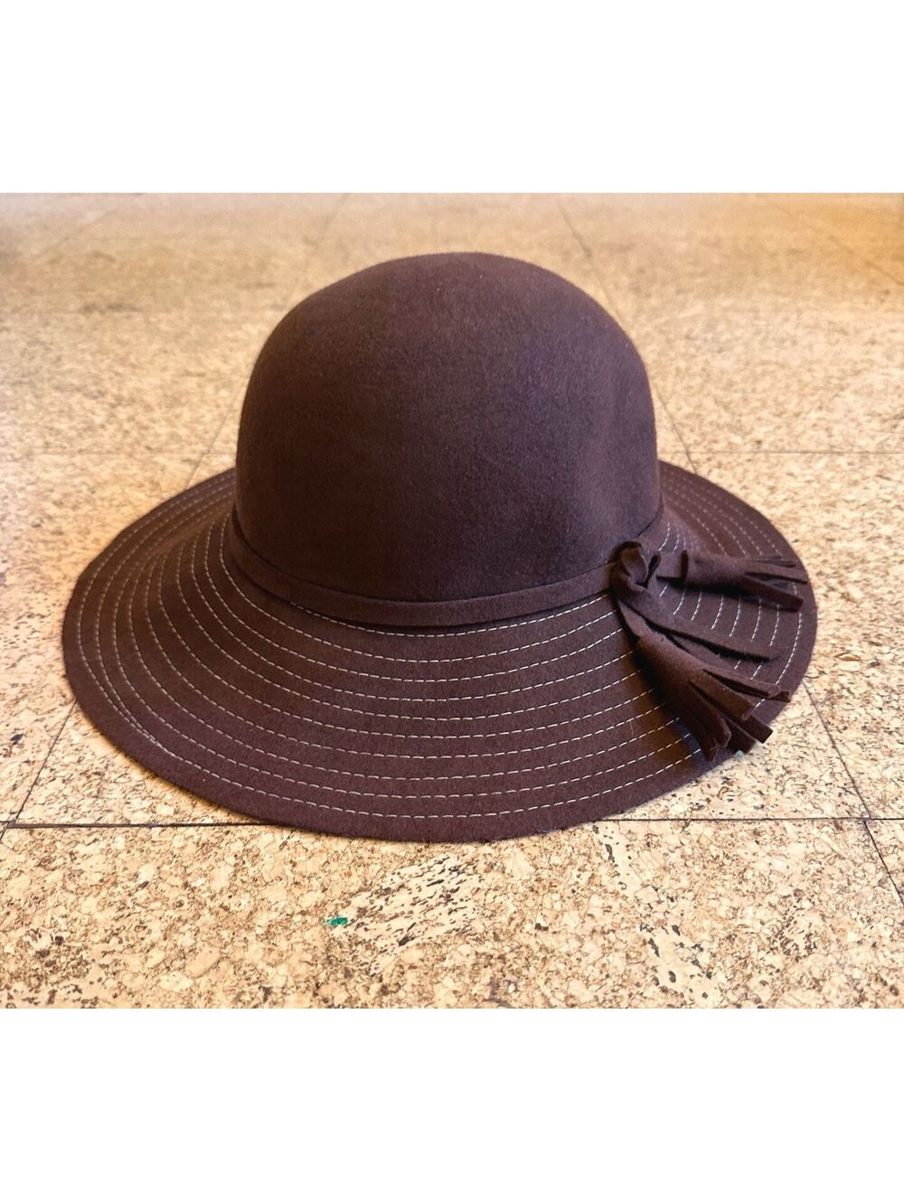 AQUA Bloomingdales Brown Italian Wool Wide Brim Hat Contrast Stitching 22" Circ.